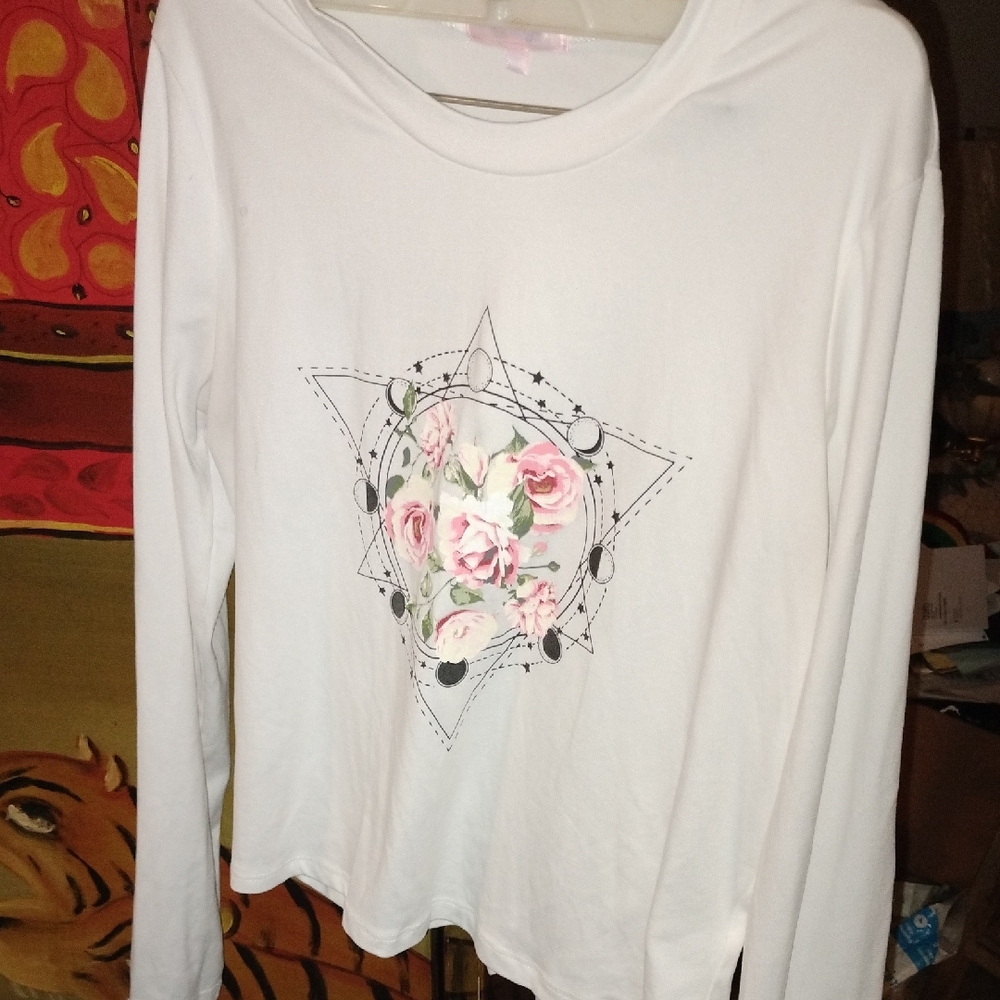 Stella Tweed White Long Sleeve Top with Floral Design